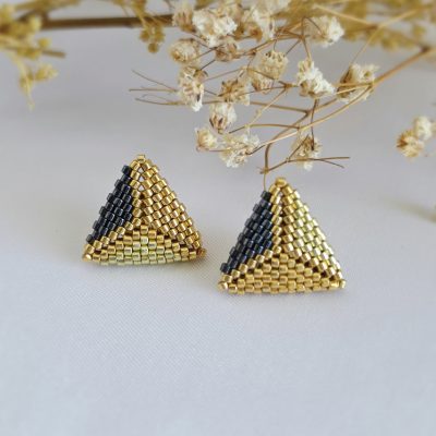 "LUMIERÉ TRIANGLE" Earrings